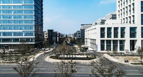 格力中央空調服務步步高集團稻谷互聯網產業園，助力智慧工廠巡展